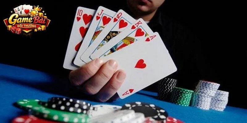 Ghi nhớ bài là một trong những chiến thuật chơi Tiến Lên dễ thực hiện nhất