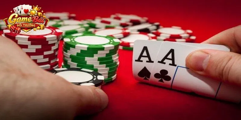 Middle Stage đòi hỏi người chơi biết cách steal blinds hợp lý