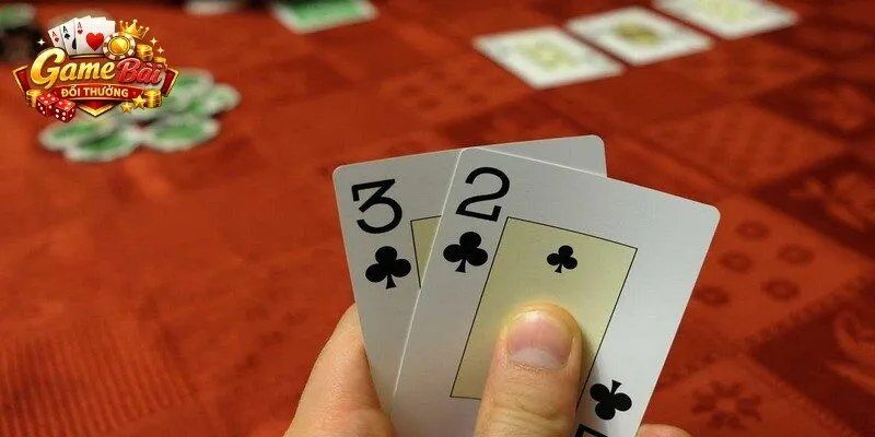 C-bet là hành động bet sau flop, khi bạn là người raise trước